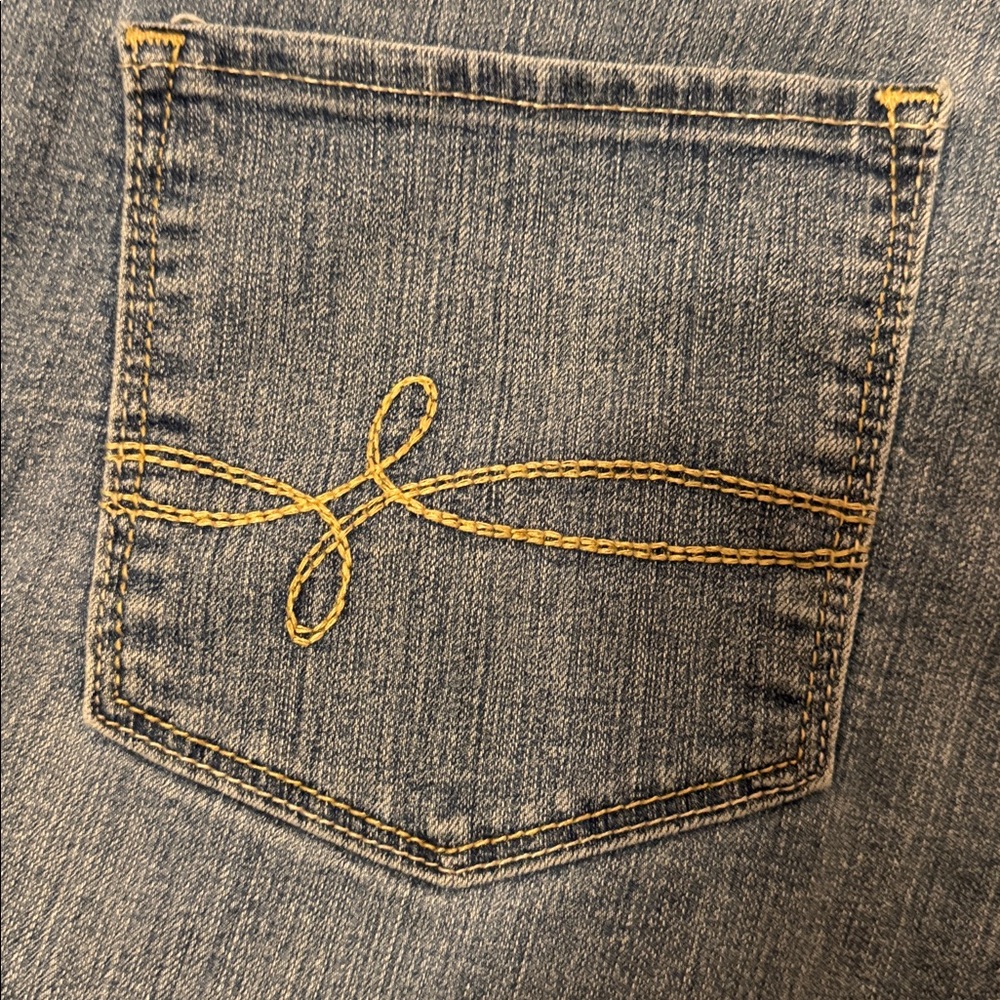 Denizen by Levi's Classic Blue Jean Shorts - Picture 6 of 7
